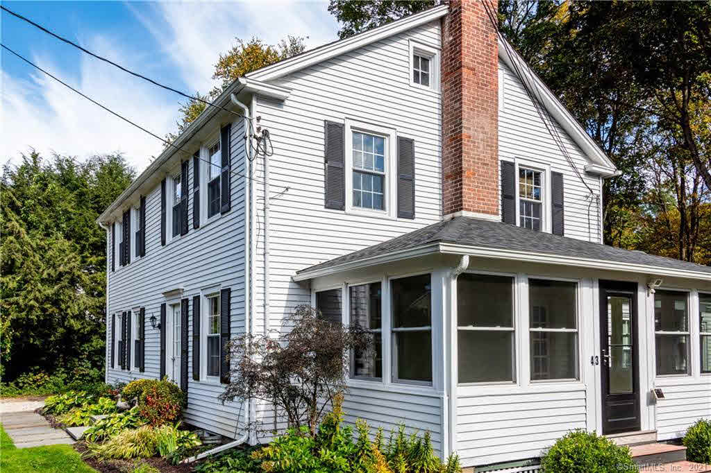 Building photograph for 43 EAST MAIN STREET